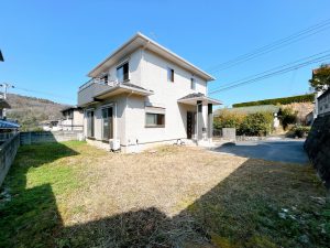 福山市向陽町2丁目　中古住宅