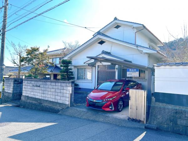 尾道市新高山1丁目　中古住宅